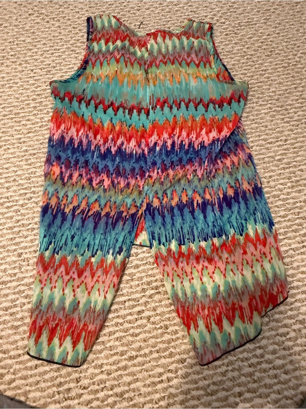 Women’s Multicolor Chevron-Print High-Low Tank Top - Picture 2 of 2